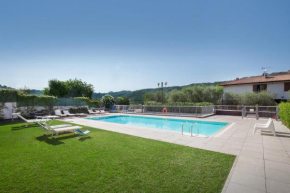Casa Lorella-Con piscina e vista lago